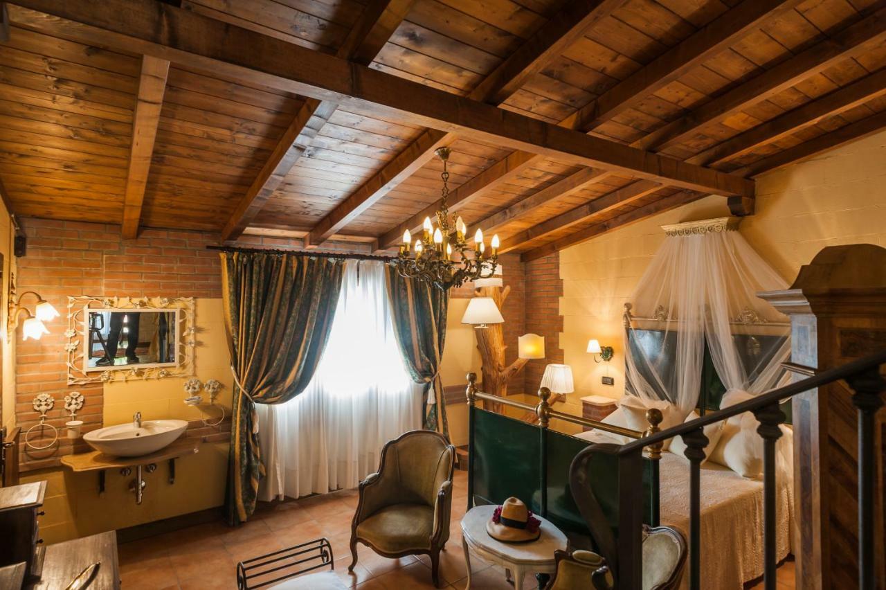 Aparthotel Podere Sant'Angelo Vernasca Exterior foto